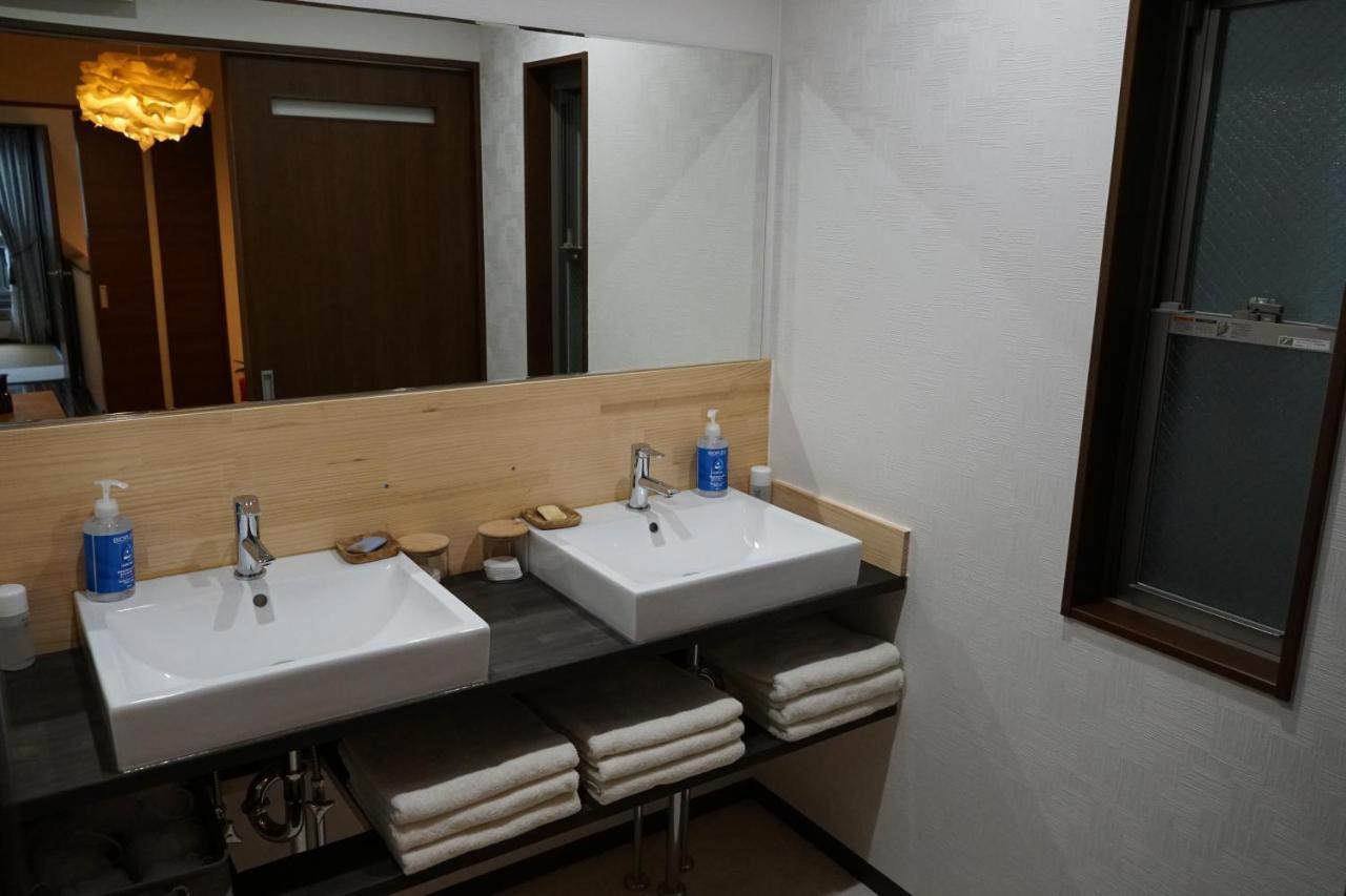 Auberge Du Tanuki Noir Maison D'Hotes Осака Екстер'єр фото